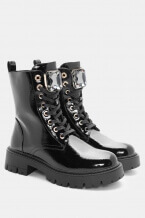 Black-Patent