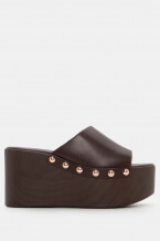 Кафяво Тъмно