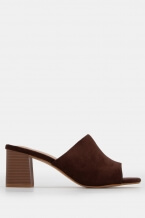 Кафяво Тъмно